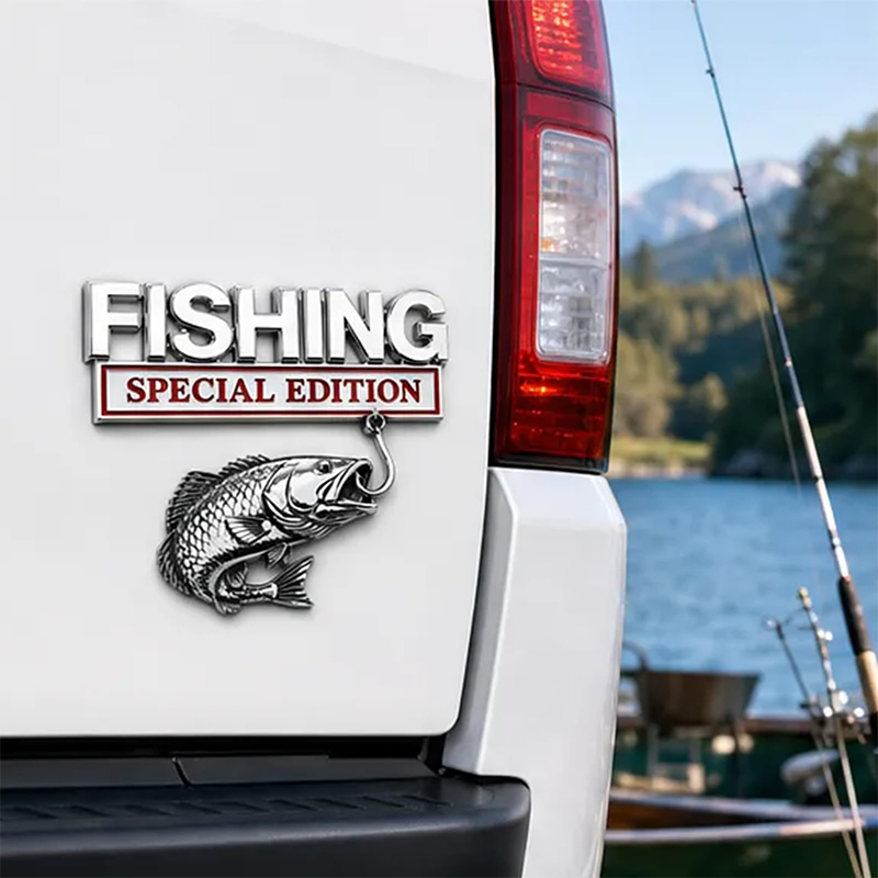 Fishing Hook - Emblema Cromato a Forma di Amo